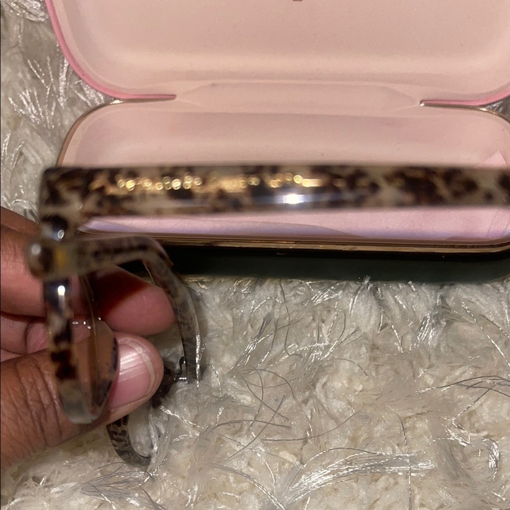 Kate Spade Brown and Pink Glasses with Protective Case and cloth - Picture 4 of 7